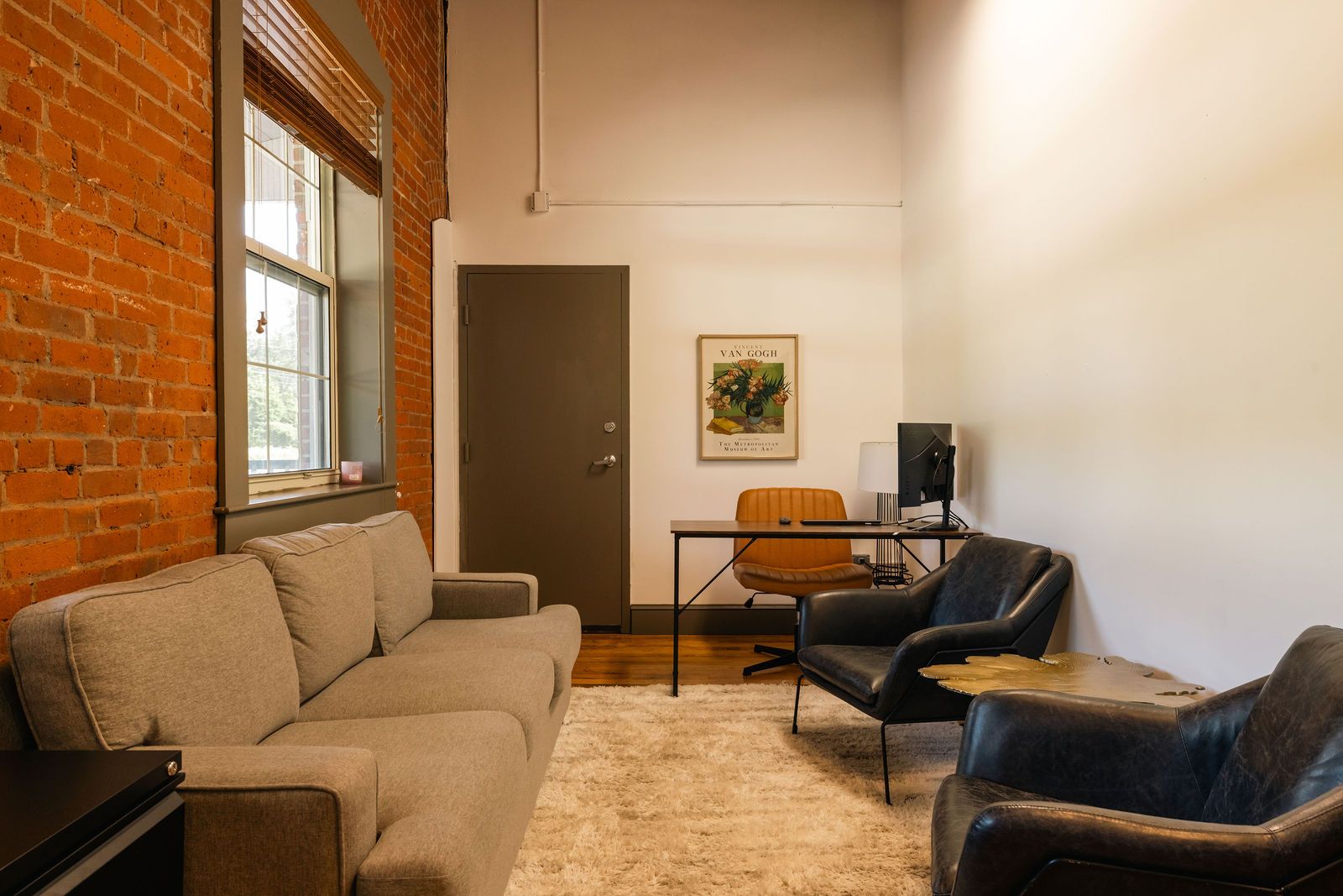Consultation lounge at Lantana Recovery