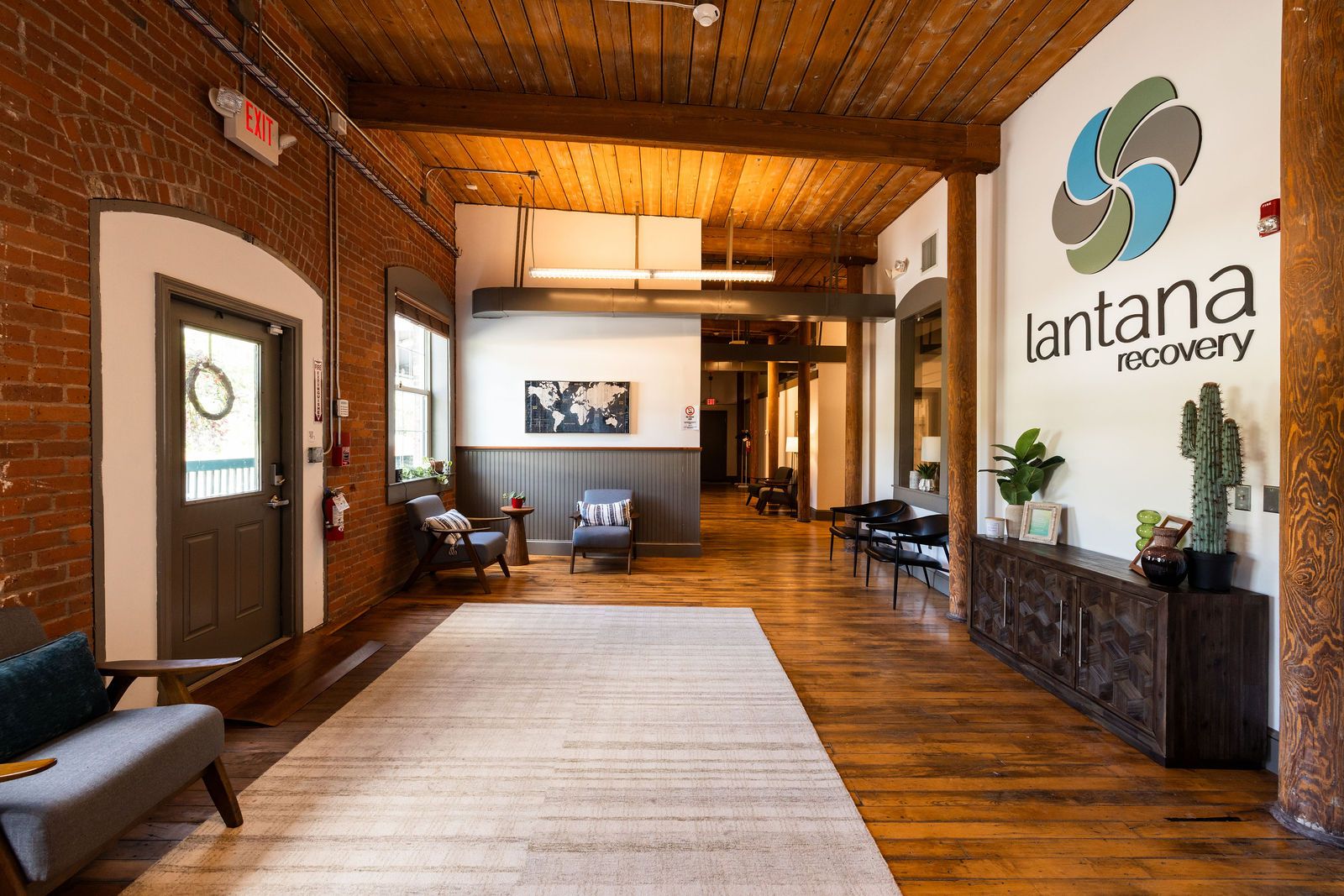 Hallway at Lantana Recovery